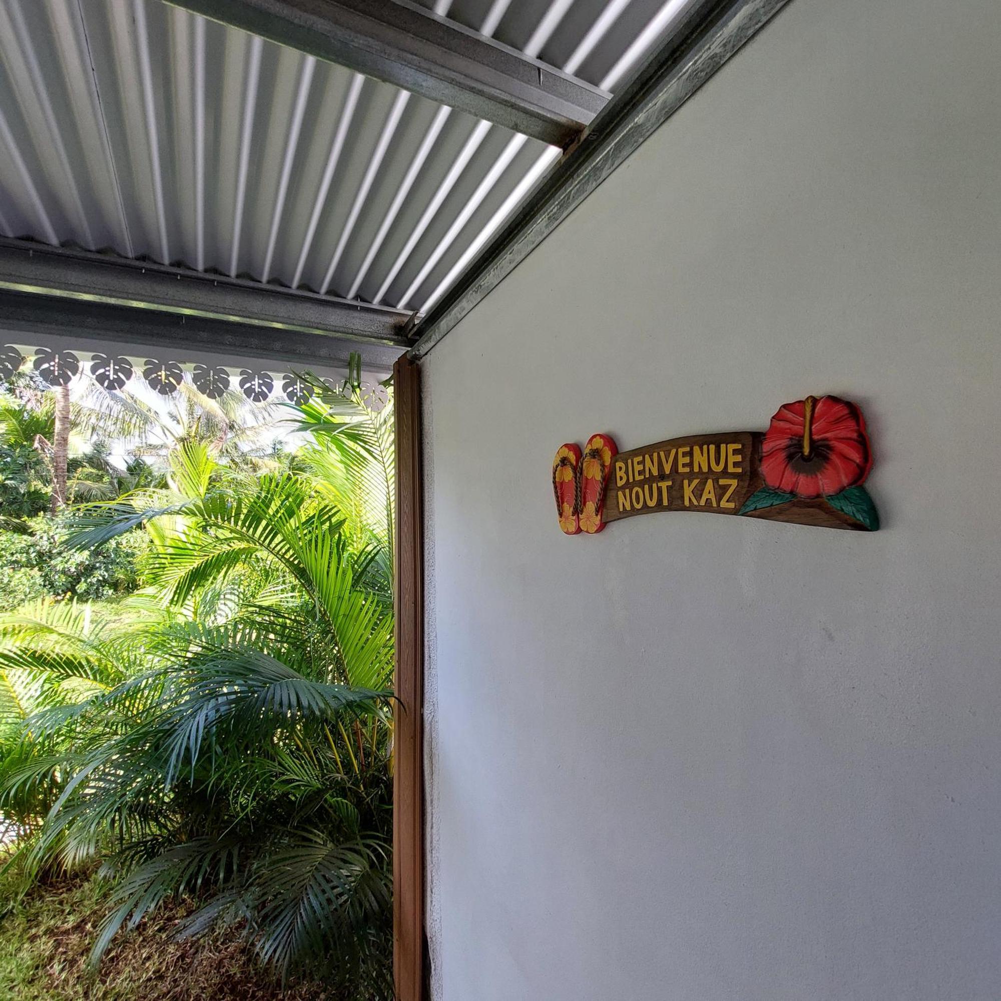 L Eden De L Est Villa Sainte-Rose Phòng bức ảnh